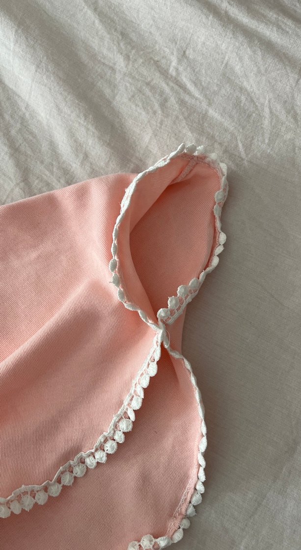 Kız Çocuk Pembe Kapüşonlu Fırfırlı Panço - Görsel 5