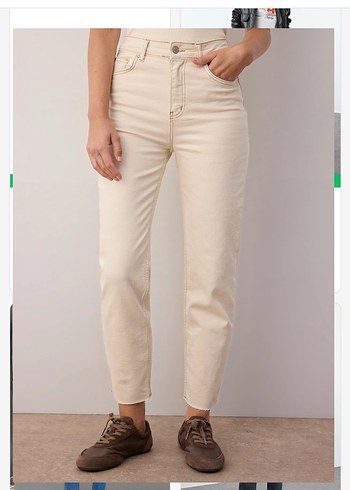 Trendyol & Milla Ekru Jeans mom
