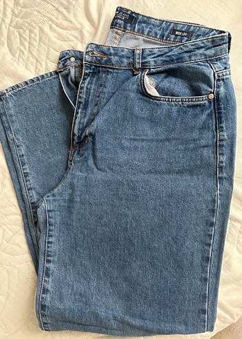 44 Beden mavi Renk LCW Yüksek Bel Geniş Paça Jean
