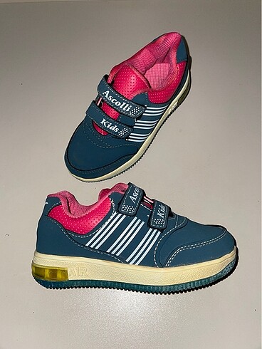 Adidas Yeni 28 Numara Air Taban Spor Ayakkabısı