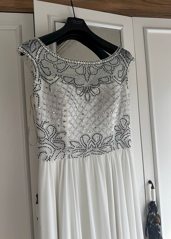 Uzunn Beyaz Nişan Elbisesi - Görsel 4