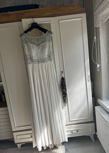 Uzunn Beyaz Nişan Elbisesi - Görsel 3