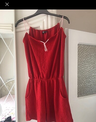 Askılı cepli şortlu tulum - Görsel 2