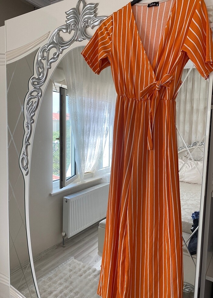 Kısa kollu uzun tulum - Görsel 3