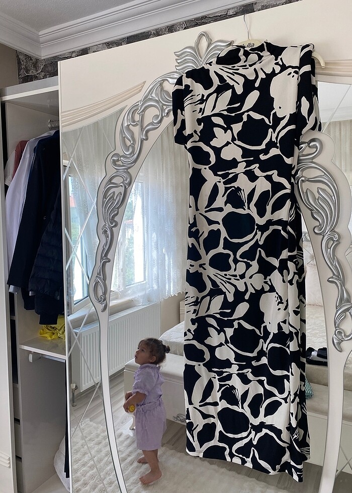 Görselde göründüğü gibi nişan kına düğünlerde giyilebilir - Görsel 3