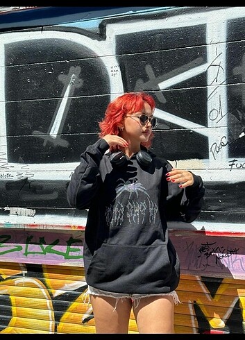 l Beden Sweatshirt