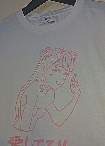 Bershka Bershka beyaz anime baskılı tshirt 