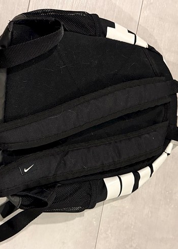 Nike Siyah Kadın Spor Çantası - Görsel 2