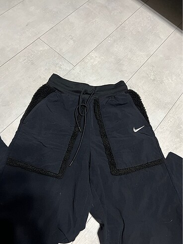 xs Beden nike paraşüt eşofman