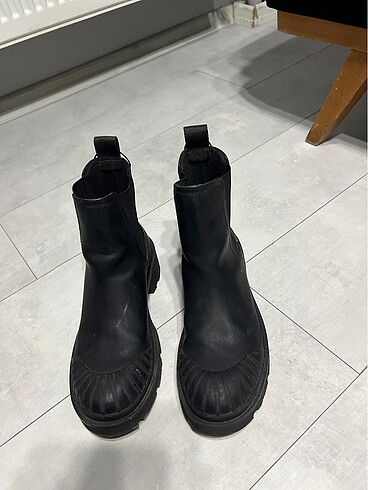 zara bot