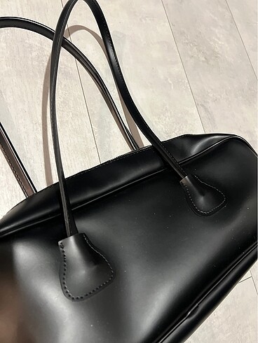 Zara siyah çanta