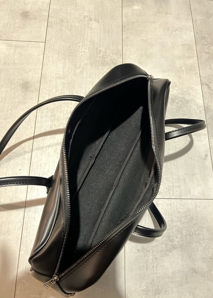 siyah çanta - Görsel 3