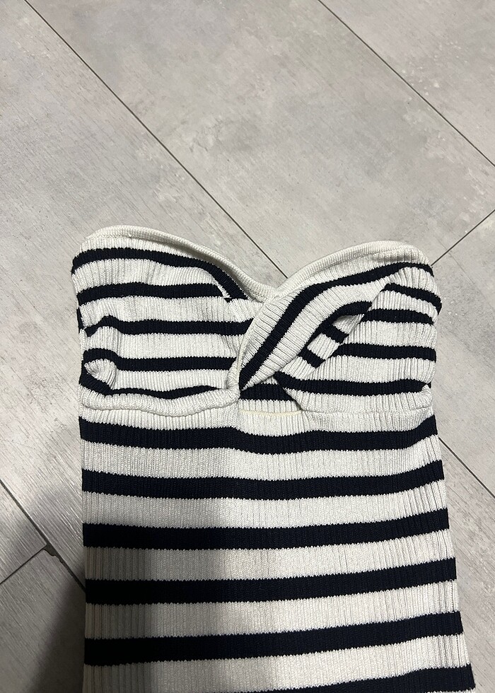 H&M çizgili elbise - Görsel 2