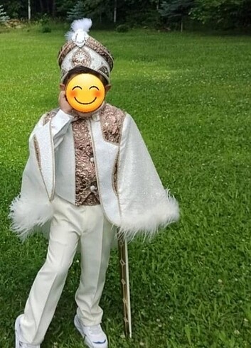 Sünnet kıyafeti