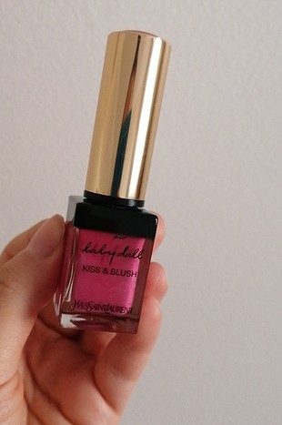 yves saint laurent ruj 