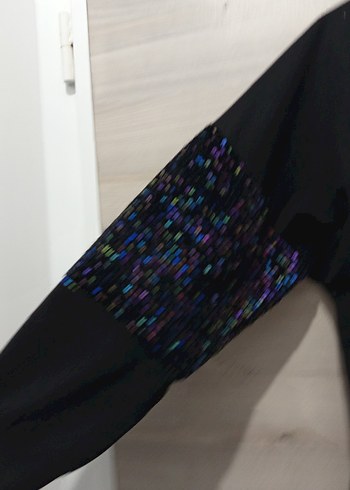 l Beden Siyah Payetli Kadın Sweatshirt