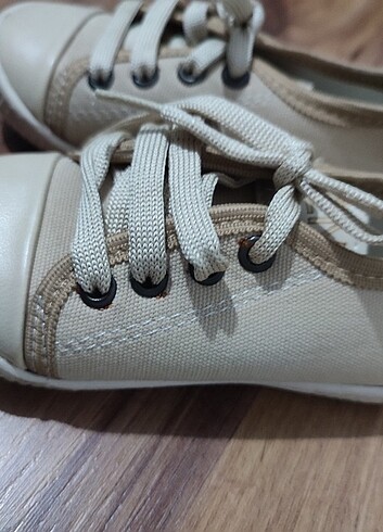 Krem renkli bebek ayakkabısı - Görsel 2