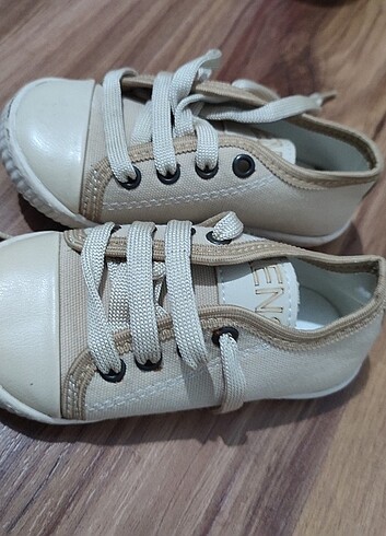 Krem renkli bebek ayakkabısı - Görsel 4