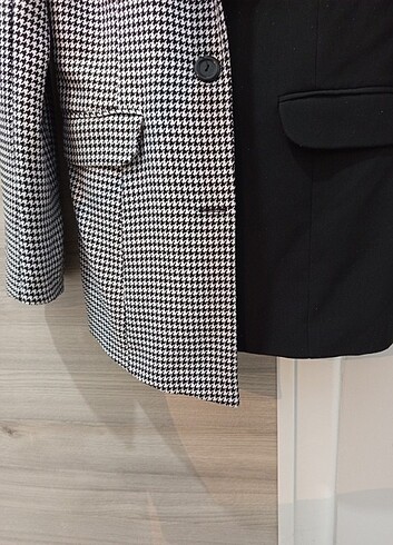 Karelı ve Siyah Blazer - Görsel 5