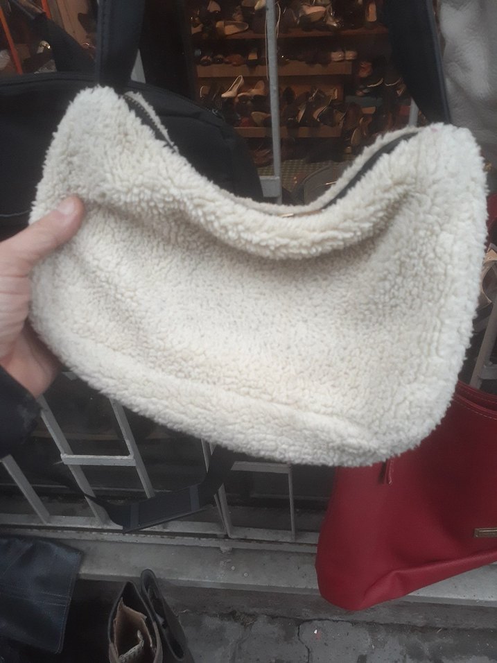 Beyaz Peluş Kadın Omuz Çantası - Görsel 2