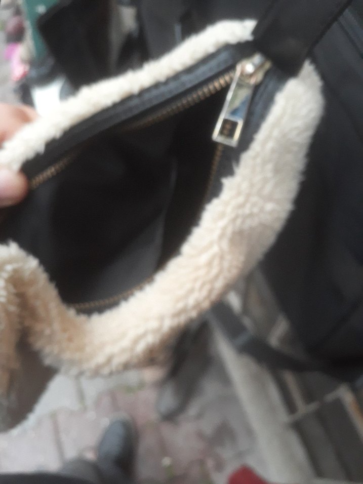 Beyaz Peluş Kadın Omuz Çantası - Görsel 3