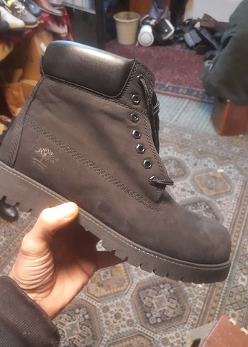 Siyah erkek Bayan unisef bot - Görsel 5