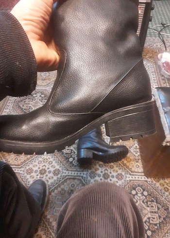 Kahverengi Deri Tokalı Kadın Diz Boyu Bot - Görsel 6