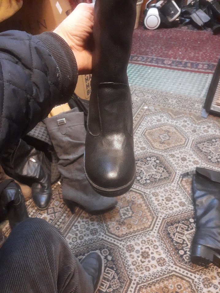 Kahverengi Deri Tokalı Kadın Diz Boyu Bot - Görsel 2