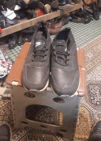 nike 37