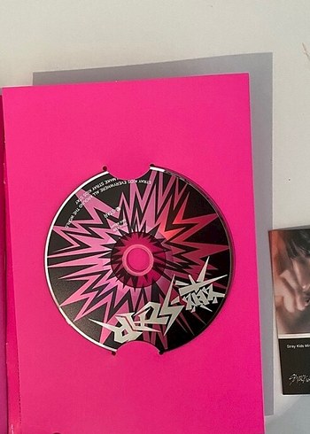  Stray Kids Müzik Dergisi Sayısı