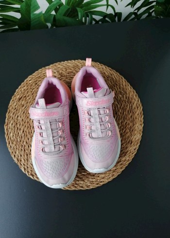 Kızlar için Pembe Skechers Bağcıklı Spor Ayakkabı - Görsel 5