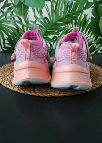 Kızlar için Pembe Skechers Bağcıklı Spor Ayakkabı - Görsel 3