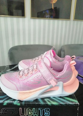 Kızlar için Pembe Skechers Bağcıklı Spor Ayakkabı - Görsel 18