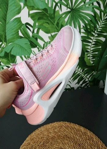 Kızlar için Pembe Skechers Bağcıklı Spor Ayakkabı - Görsel 6