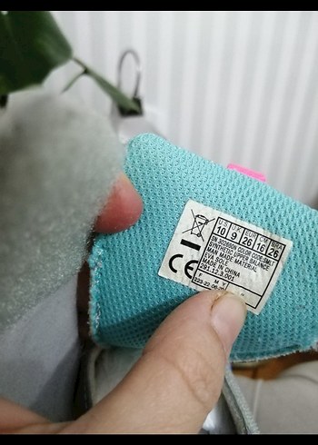 Kız Çocuk Renkli Simli Spor Ayakkabı - Görsel 6