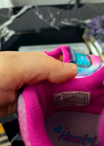 Renkli Bağcıklı ve Cırt Cırtlı Kız Çocuk Spor Ayakkabı - Görsel 4