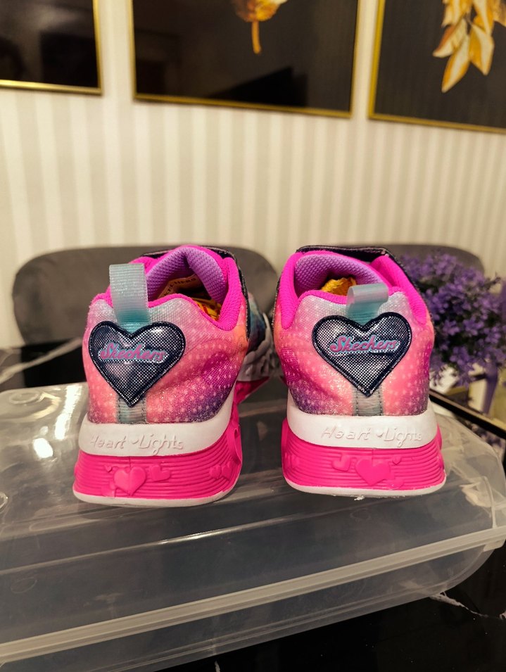 Renkli Bağcıklı ve Cırt Cırtlı Kız Çocuk Spor Ayakkabı - Görsel 2