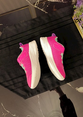 Kız Çocuk Pembe Renkli Cırt Cırtlı Spor Ayakkabı - Görsel 8
