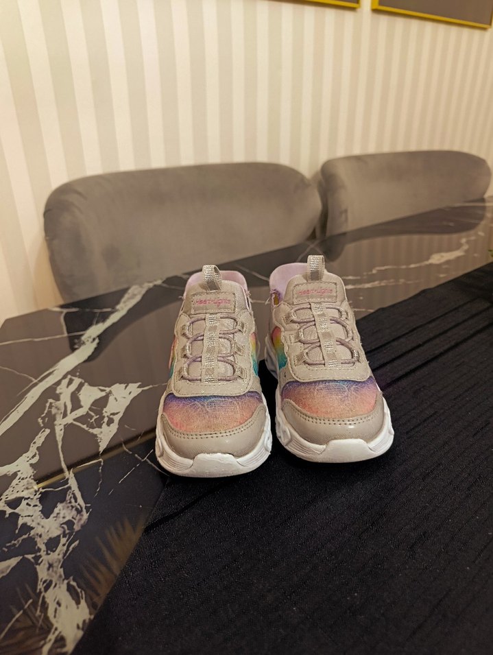 Kız Çocuk Işıklı Çok Renkli Spor Ayakkabı - Görsel 2