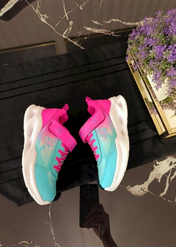 Kız Çocuk Renkli Işıklı Spor Ayakkabı - Görsel 5