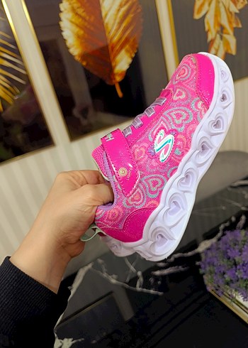 Kız Çocuk Pembe Işıklı Spor Ayakkabı - Görsel 5