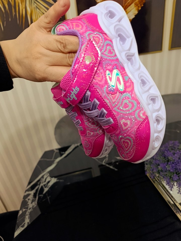 Kız Çocuk Pembe Işıklı Spor Ayakkabı - Görsel 3