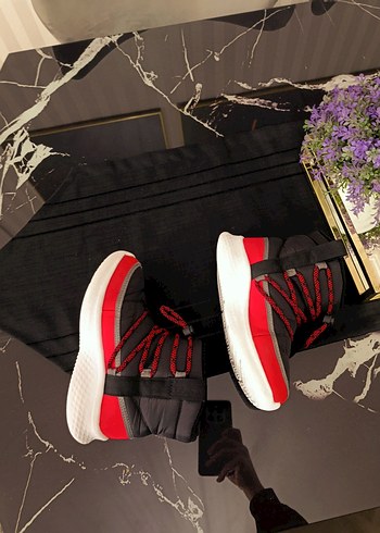 Kırmızı Erkek Çocuk Cırt Cırtlı Kauçuk Bot - Görsel 4