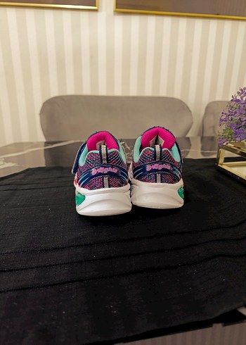 Kız Çocuk Renkli Işıklı Spor Ayakkabı - Görsel 9