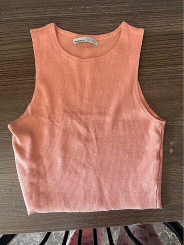 Pull and bear crop