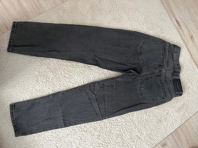 Pull and Bear Pull and bear mom jean