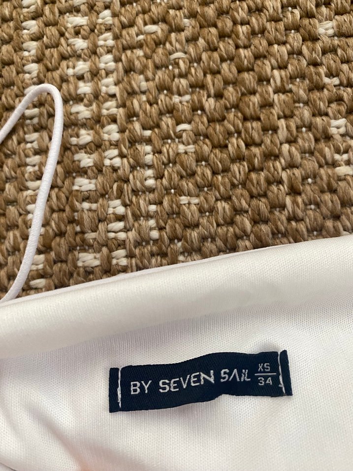 Beyaz elbise - Görsel 2