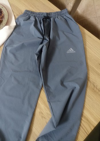 Adidas l