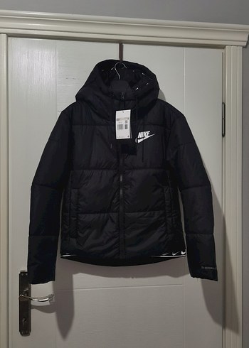 Nike Sıfır Etiketli Therma Fit Mont