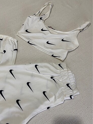 Nike Temiz ürün s ve m beden olur